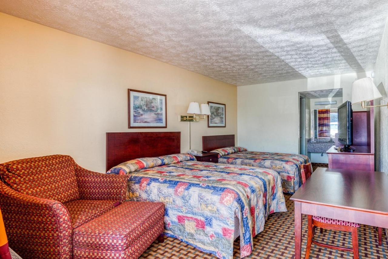 Oyo Hotel Decatur I-20 East & Wesley Club Dr Kültér fotó